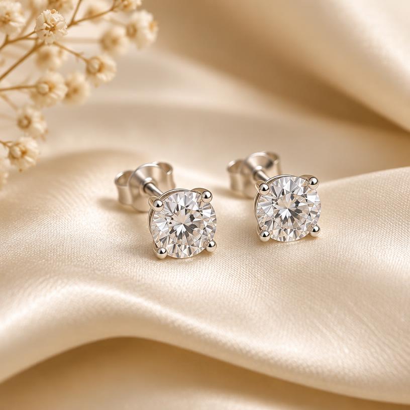 Aevora stud earrings with diamonds